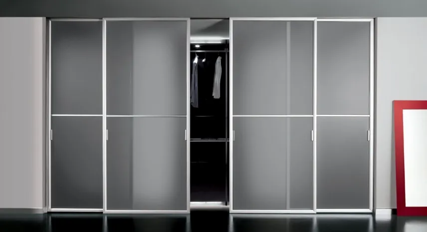 Ante per chiudere cabina armadio