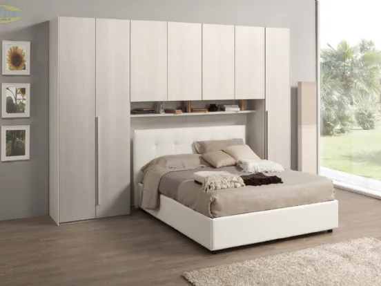 Camera da letto a ponte lineare